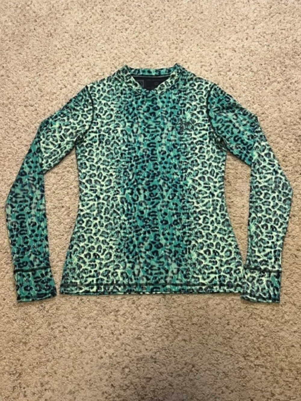 686 Snowboarding Women Leopard First Layer Thermal Long Sleeve Shirt Size Medium